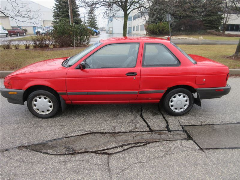Illustration for article titled A cheap rust free(ish) car that runs up here is hard to come by.